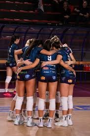 被“骗”了！威姆斯在西热力江忽悠下，吃下了从未吃过的中国美食