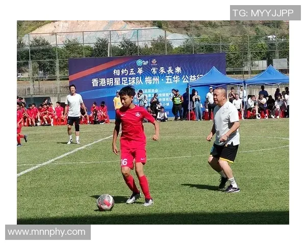 乒乓球混合团体世界杯：中国队胜法国队